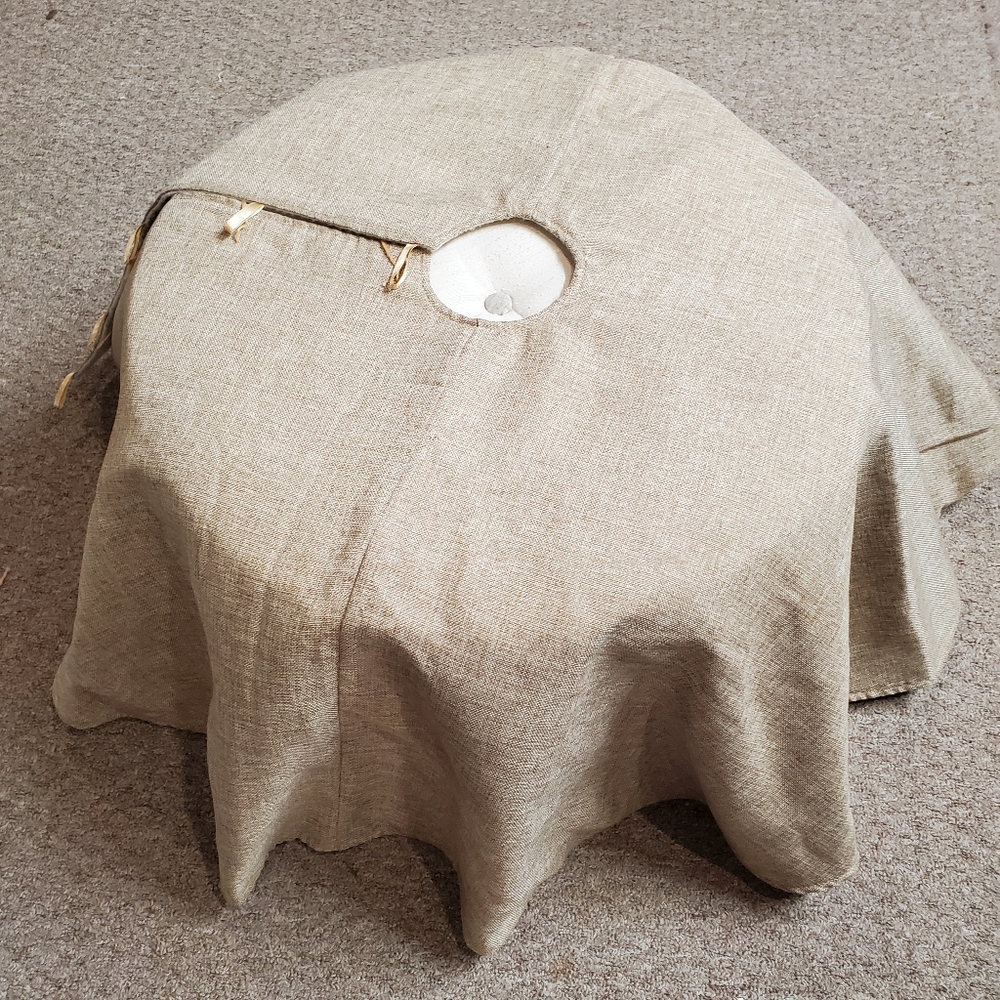 Khaki Tree Skirt